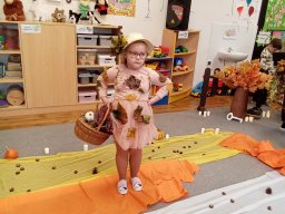 2025-10-22 Jesienna moda u Krasnali